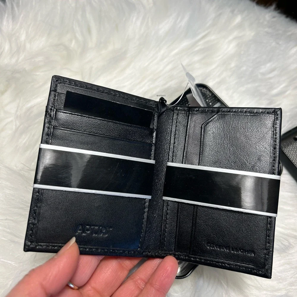 Black Leather‎ Card Holder Wallet from Apt. 9. NWB. R